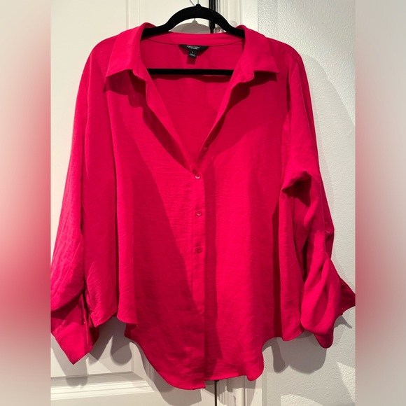 Simply Vera by Verga Wang Large Red Long Sleeved Top. ⚡️🍓 - Picture 1 of 4